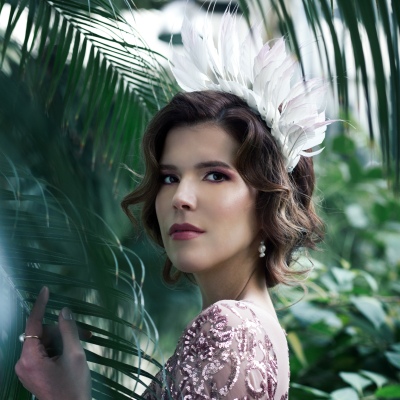 Egyedi kalapok és fejdíszek