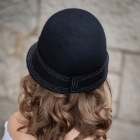Yvi's Cloche